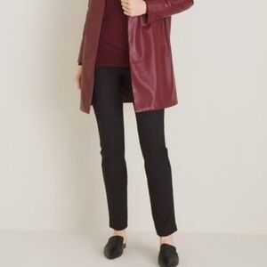 CHICOS So Slimming Brigitte Slim Leg Pull On Geo Print Ankle Pants